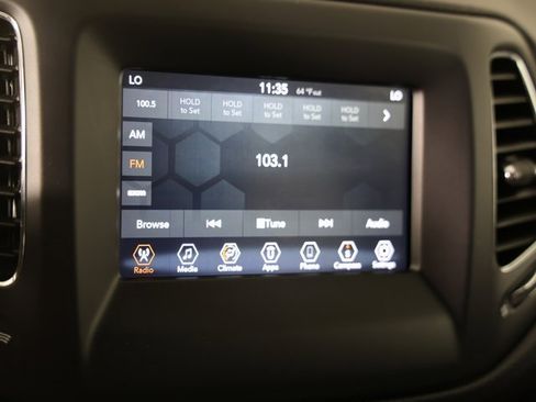 Used 2020 Jeep Compass Latitude image 18