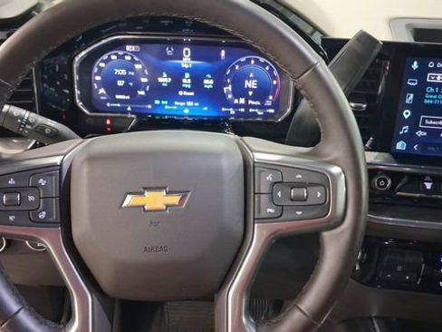 Used 2026 Chevrolet Silverado 3500 LTZ w/ LTZ Premium Package AWD/4WD image 16