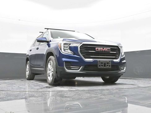 Used 2022 GMC Terrain SLE w/ Driver Convenience Package image 34