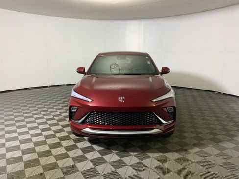 Used 2024 Buick Envista Avenir image 3