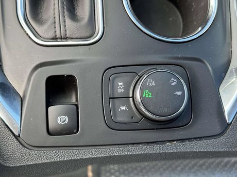 Used 2020 Chevrolet Traverse Premier w/ Redline Edition AWD/4WD image 33