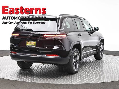 Used 2022 Jeep Grand Cherokee Limited 4xe AWD/4WD image 5