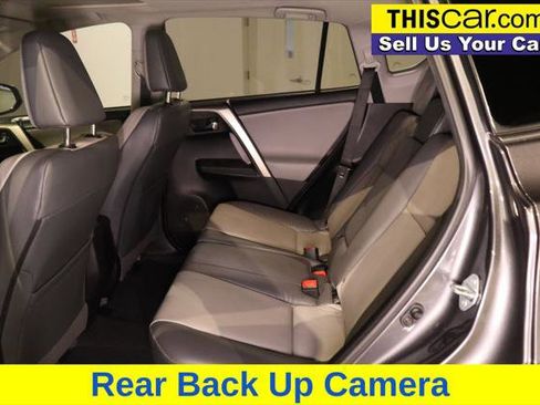 Used 2015 Toyota RAV4 Limited image 22