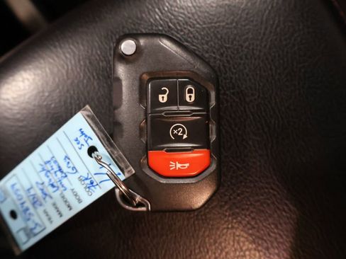 Used 2019 Jeep Wrangler Unlimited Rubicon image 23