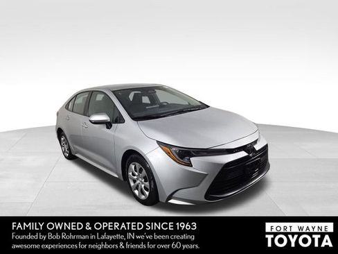 Used 2024 Toyota Corolla LE image 4