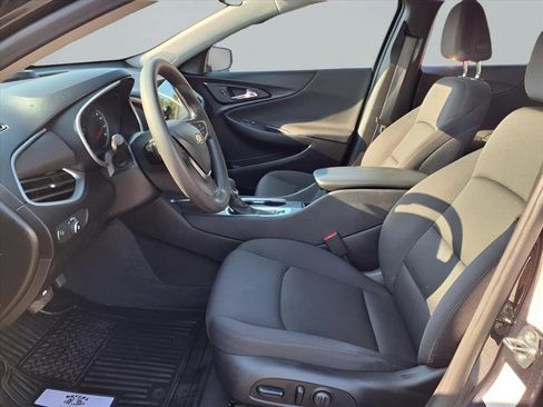 Used 2023 Chevrolet Malibu LT image 11