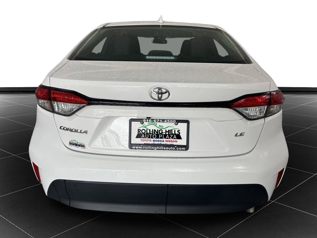Used 2026 Toyota Corolla LE FWD image 4