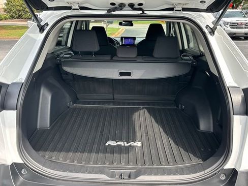 Used 2023 Toyota RAV4 LE FWD image 25