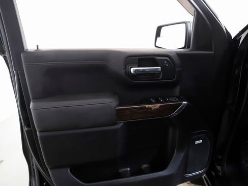 Used 2019 GMC Sierra 1500 Elevation image 12