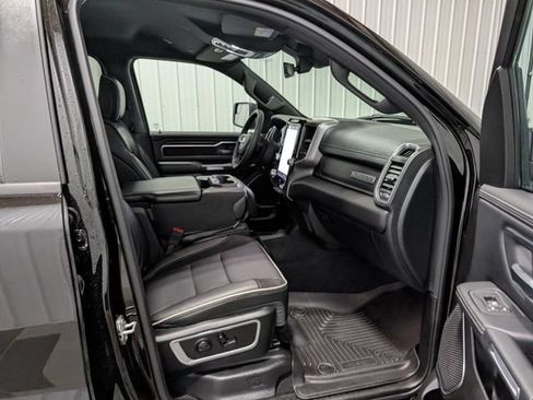 Used 2025 RAM 1500 Laramie AWD/4WD image 30