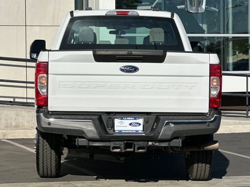 Used 2022 Ford F250 XL w/ Power Equipment Group image 4