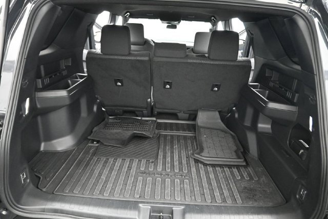 Used 2026 Toyota 4Runner SR5 RWD image 18