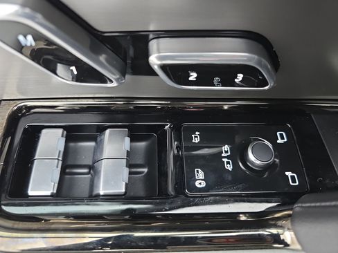 New 2026 Land Rover Range Rover Sport SE image 28