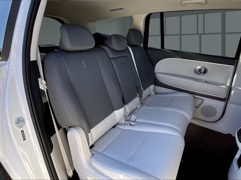 New 2026 Hyundai Ioniq 9 S image 8