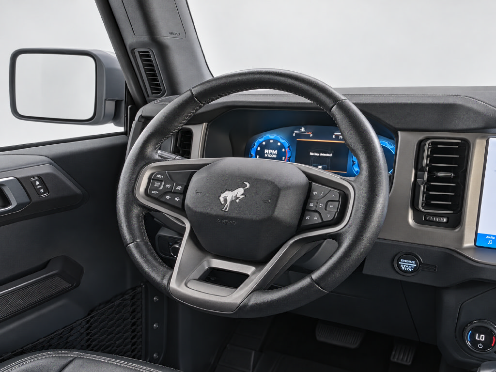 Used 2025 Ford Bronco Outer Banks AWD/4WD image 21