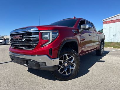 Used 2024 GMC Sierra 1500 SLT w/ SLT Premium Plus Package