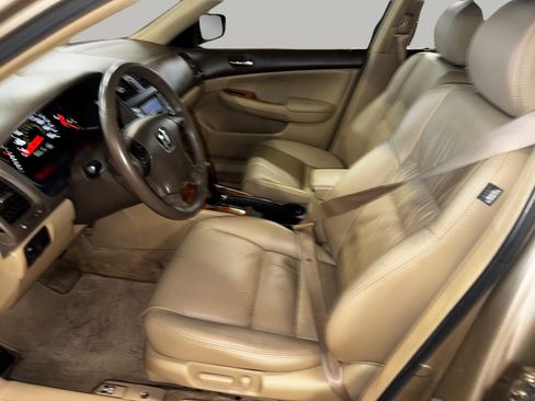 Used 2005 Honda Accord EX-L image 16