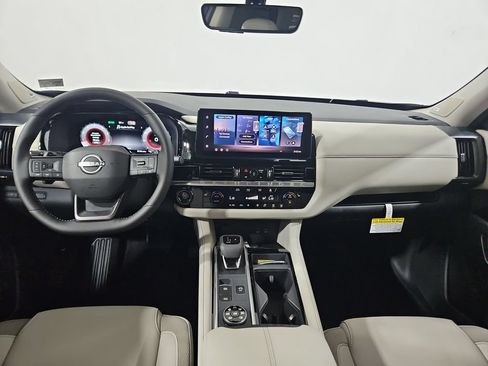 New 2026 Nissan Pathfinder SL w/ SL Premium Package AWD/4WD image 12