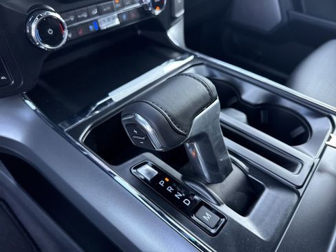 New 2025 Ford F150 Lariat w/ Equipment Group 502A High image 31