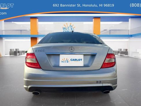 Used 2009 Mercedes-Benz C 300 Sedan image 8