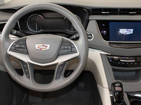 Certified 2023 Cadillac XT5 Premium Luxury w/ LPO, Floor Liner Package AWD/4WD image 16