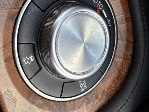 Used 2024 Nissan Armada SL w/ Cargo Package image 28