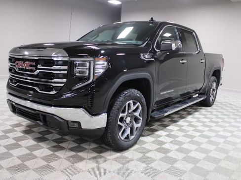 New 2026 GMC Sierra 1500 SLT w/ SLT Premium Plus Package image 7