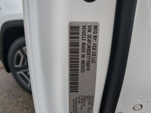 New 2026 Jeep Cherokee Limited AWD/4WD image 29