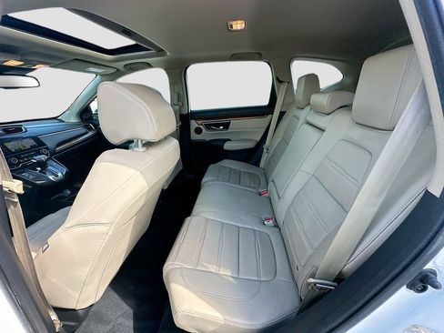 Used 2018 Honda CR-V Touring image 25