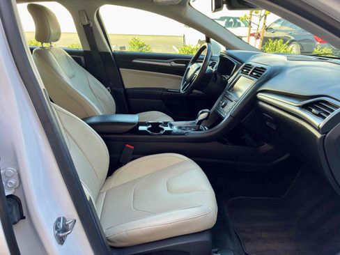Used 2016 Ford Fusion Energi Titanium w/ Driver Assist Package FWD image 34