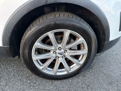 Used 2016 Ford Explorer Limited image 15