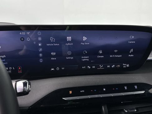 Used 2025 Buick Enclave Sport Touring image 16