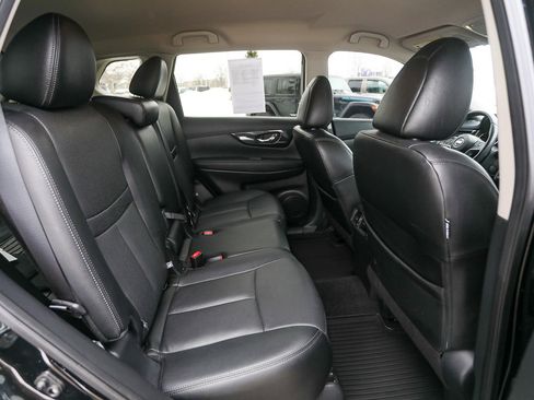 Used 2019 Nissan Rogue SL image 30