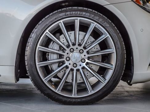 Used 2016 Mercedes-Benz S 550 Sedan image 16