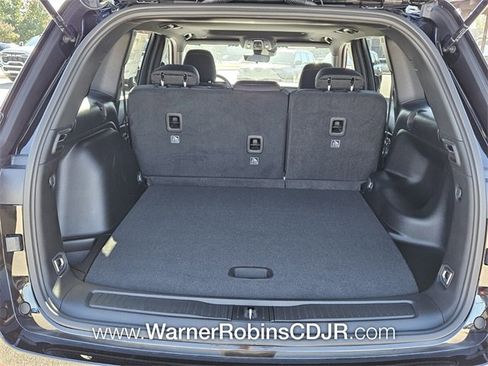 New 2025 Jeep Grand Cherokee Laredo X image 12