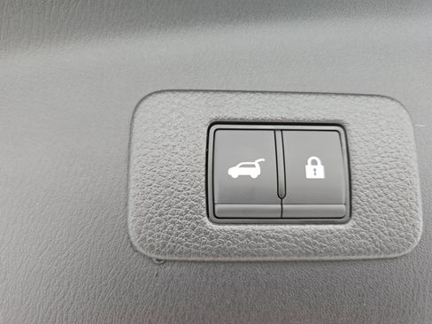 Used 2024 Nissan Armada Platinum w/ Cargo Package AWD/4WD image 14