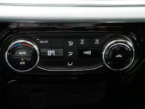 Used 2024 Chevrolet Trax LT image 21