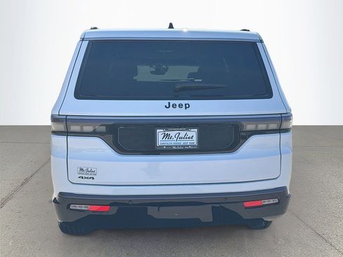 New 2026 Jeep Grand Wagoneer w/ Premium Group I image 5