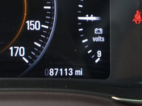 Used 2014 Buick LaCrosse Leather FWD image 2