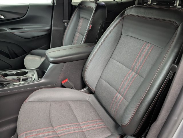 Certified 2024 Chevrolet Equinox RS FWD image 9