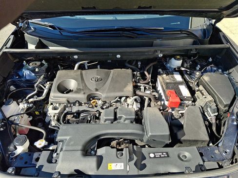 Used 2024 Toyota RAV4 XLE image 28