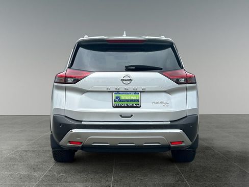 Used 2021 Nissan Rogue Platinum AWD/4WD image 8