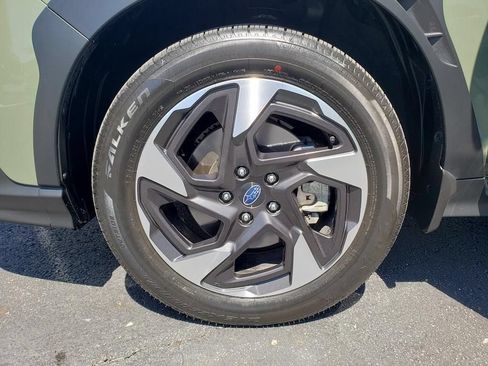 Used 2025 Subaru Crosstrek 2.5i Limited AWD/4WD image 33