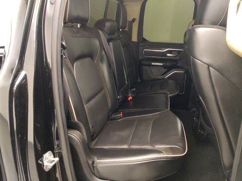 Used 2019 RAM 1500 Laramie AWD/4WD image 19