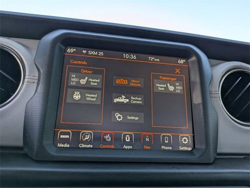 Used 2022 Jeep Gladiator Overland image 23