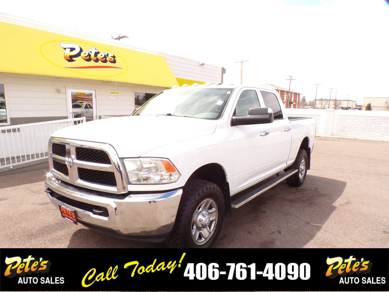 Used 2017 RAM 2500 Tradesman w/ Chrome Appearance Group AWD/4WD image 8