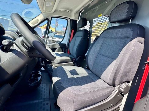 Used 2025 RAM ProMaster 3500 image 17