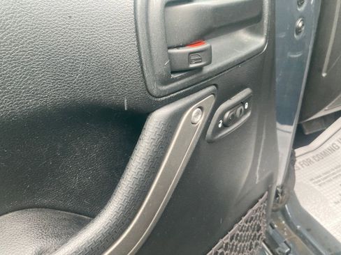 Used 2016 Jeep Wrangler Unlimited Sport w/ Quick Order Package 24S image 14