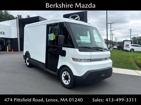 Used 2024 Chevrolet Brightdrop 400 w/ Commercial Equipment Package AWD/4WD image 1