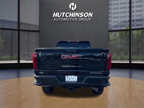 Used 2024 GMC Sierra 2500 Denali w/ Technology Package image 4
